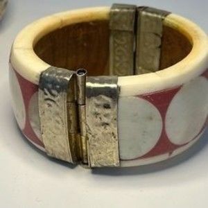 Vintage Bone Brass Pull PIn Hinged Bangle Bracelet Boho